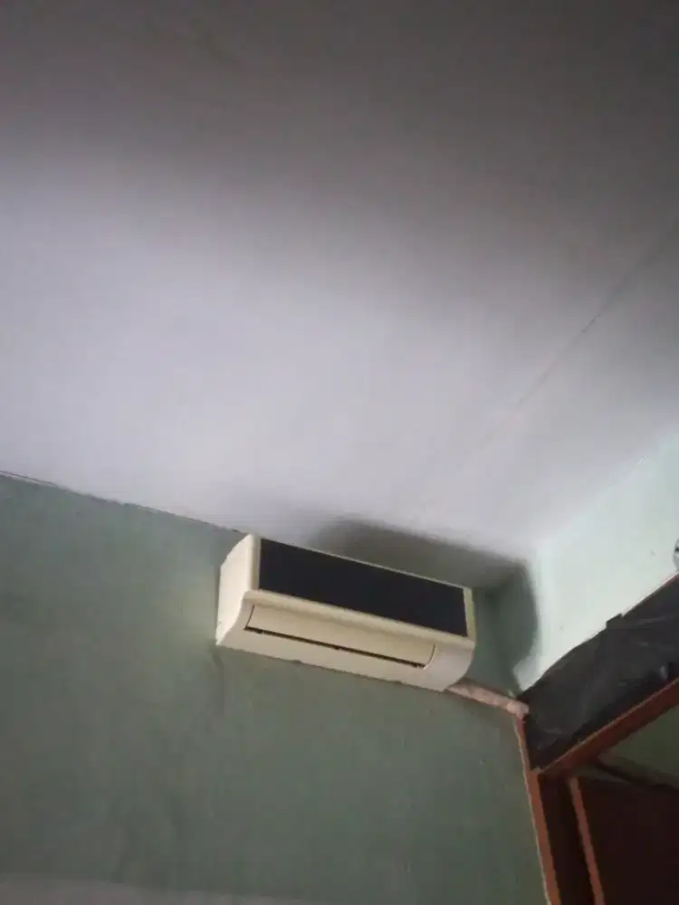 Ac 1/2 pk masih mulus ÷ dingin