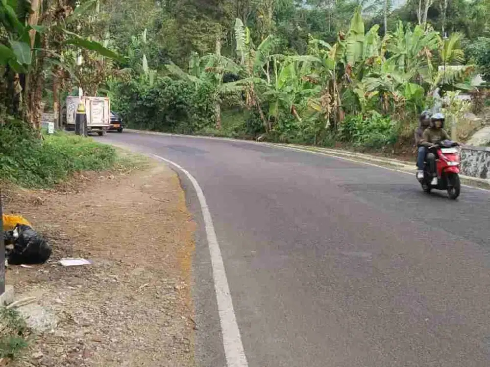 tanah pinggir jln raya