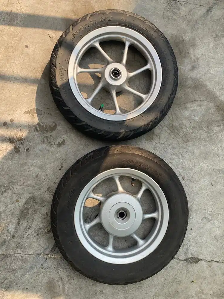 Velg scoopy ring 12 silver