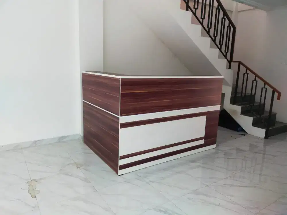 Meja kasir like new