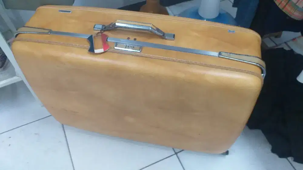 TAS KOPER BESAR, KUNING BAHAN KULIT, Vintage American Tourister