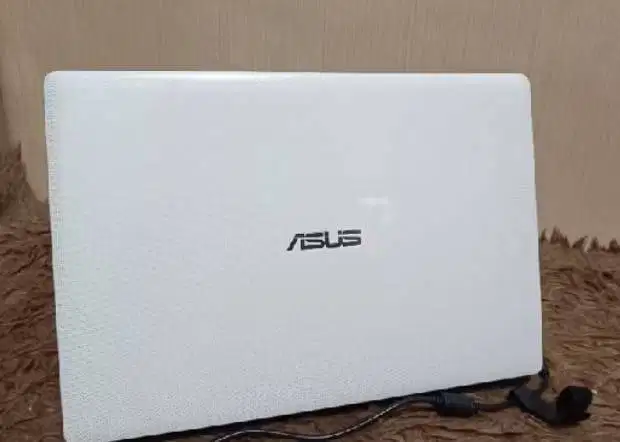 Laptop Asus A450c