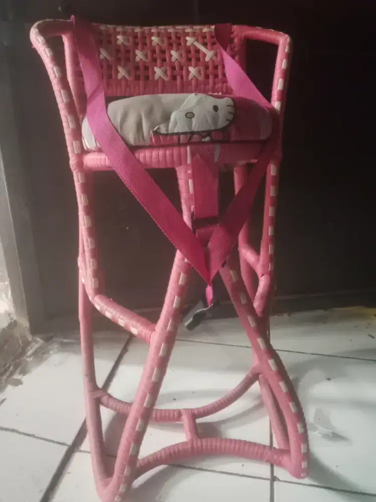 Boncengan motor anak rotan