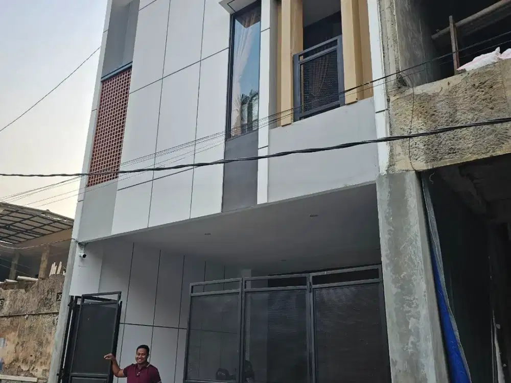 Kos Eksklusif full furnished selatan UII Jalan Kaliurang km12 Sleman