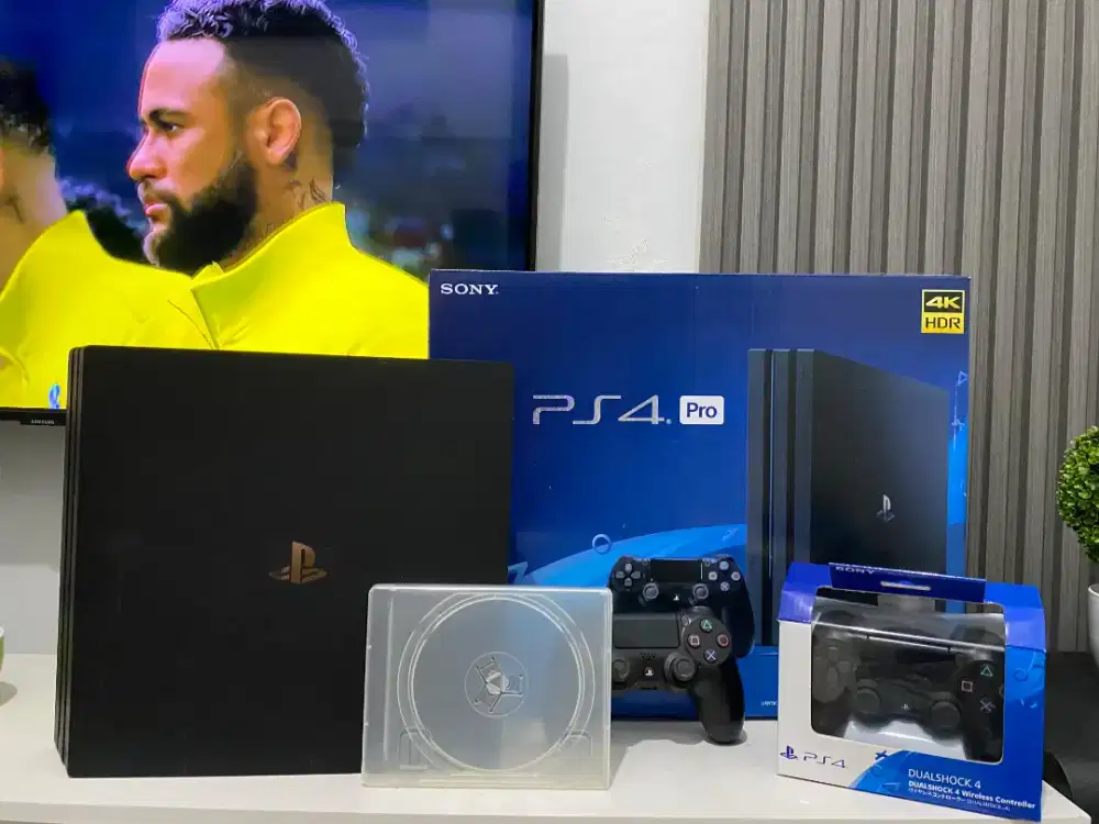 PS4 PRO 1TB 4K GAME BANYAK TINGGAL MAIN