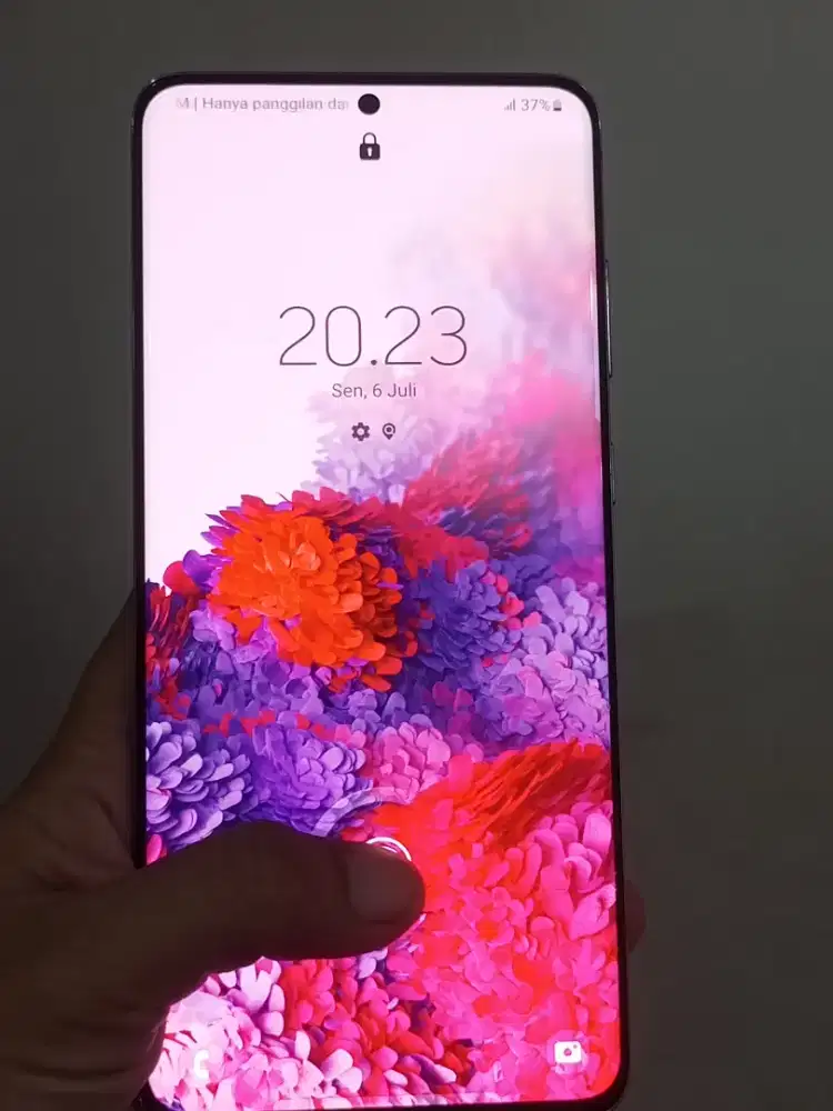 Samsung S20 Plus, Ram 8/128, Nfc(Hp Orian,Minus Retak Dlayar Ky Dpoto)