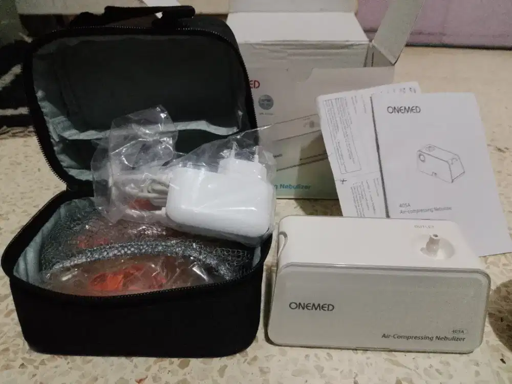 Air-compressing nebulizer