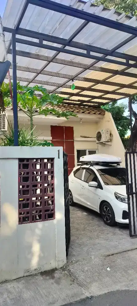 Rumah dekat LRT Puncak Cikunir 2 dan Sekolah Royal Wells