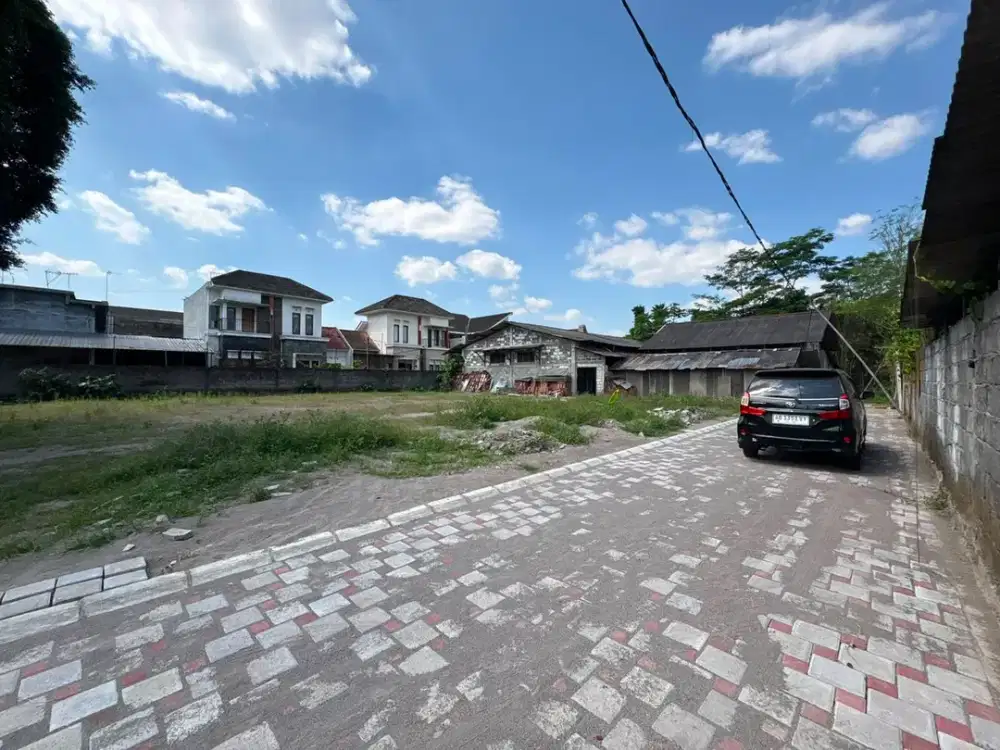 Tepi Ringroad Utara; Tanah Murah; Kawasan Elit