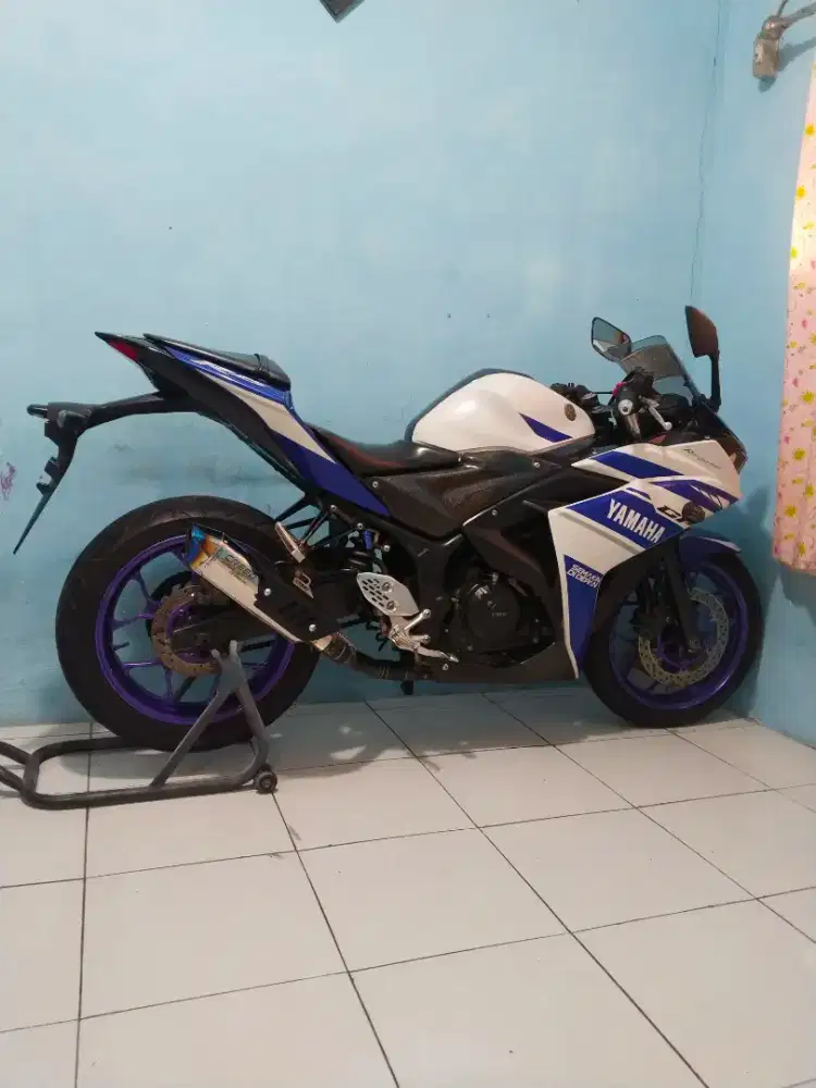 Yamaha YZF R25 Tahun 2014