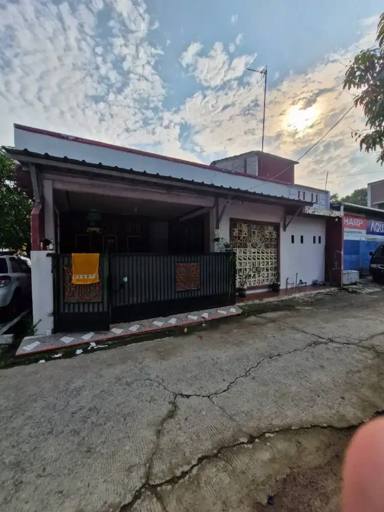 Rumah dijual hook