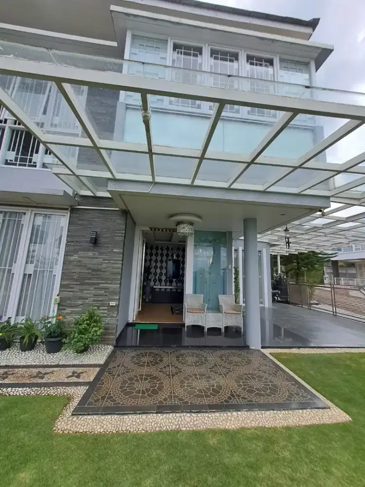Di jual rumah mewah