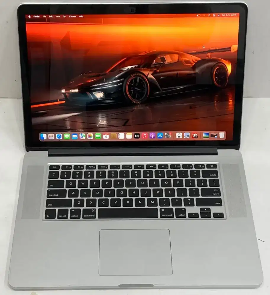 Macbook pro retina 15inch Mid 2015 core i7 ram 16gb/256gb Cc rendah