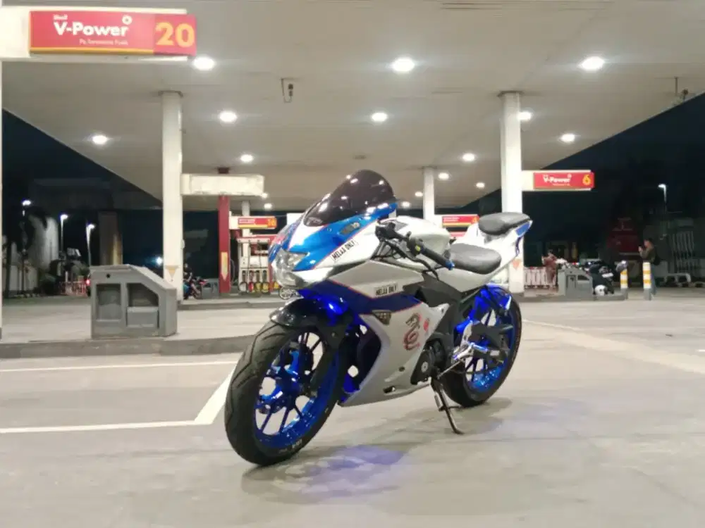 SUZUKI GSX R150