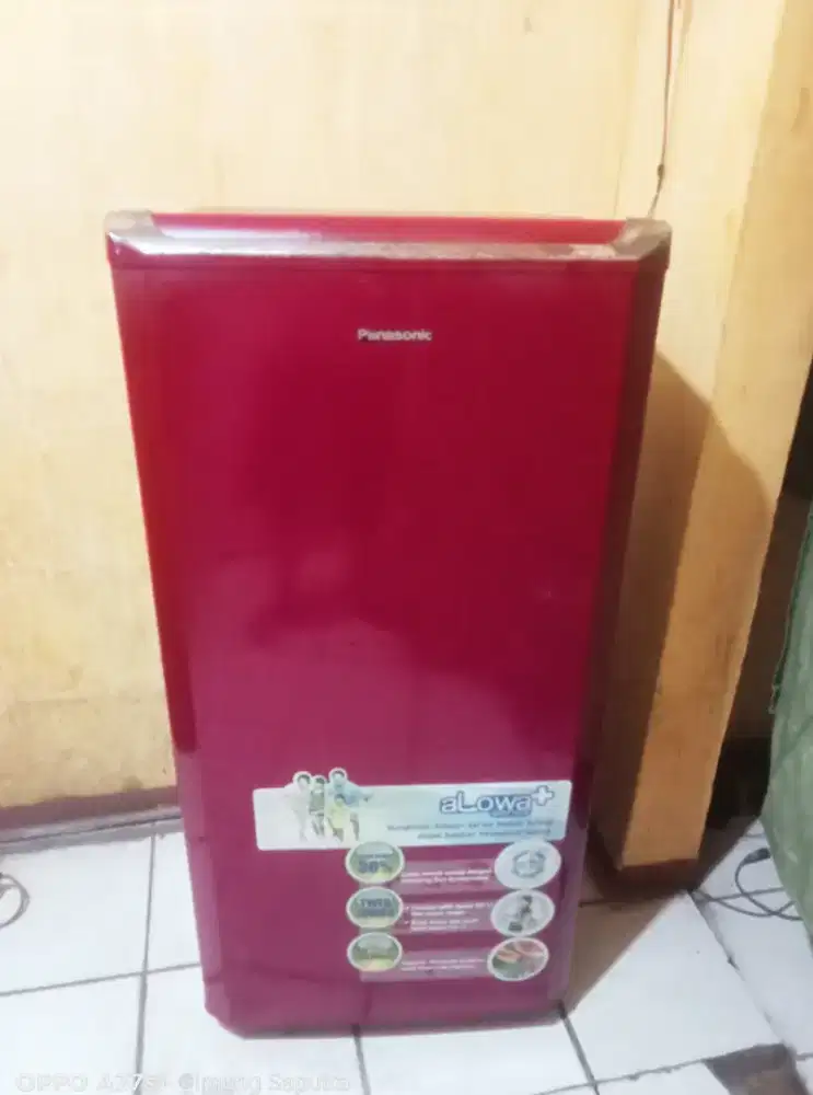 Kulkas merk PANASONIC
