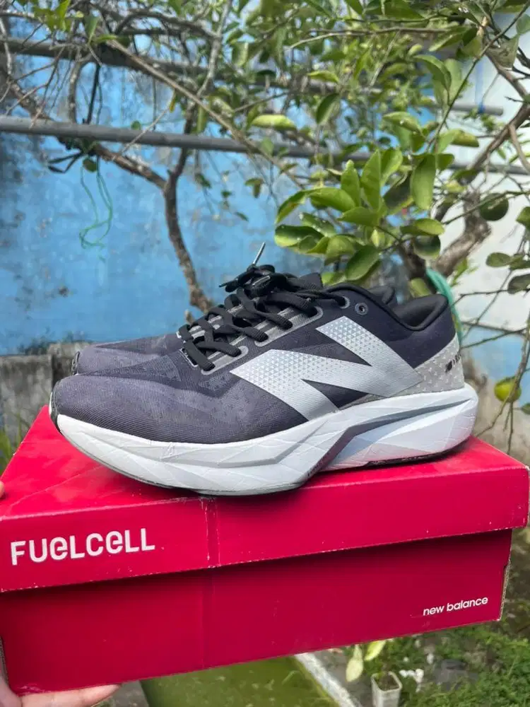 Sepatu New balance running