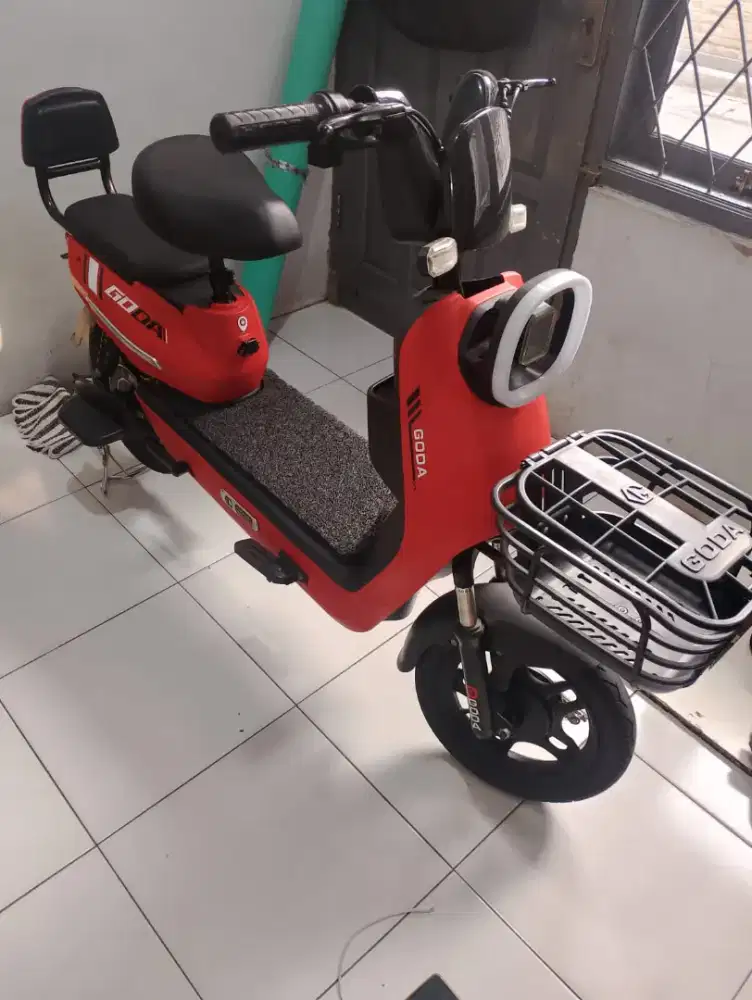 Sepeda listrik goda 005s