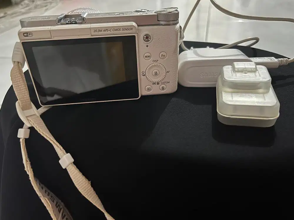 Kamera Samsung Type NX 3000