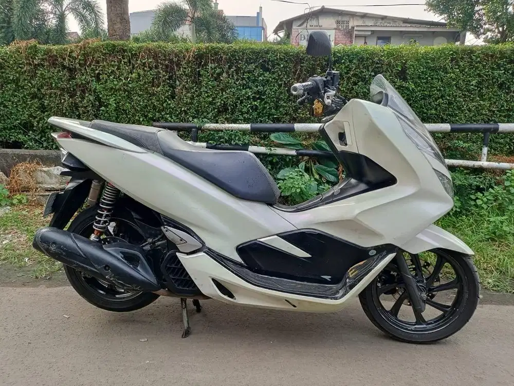 PCX 150cc 2020 PUTIH LEMBAYUNG