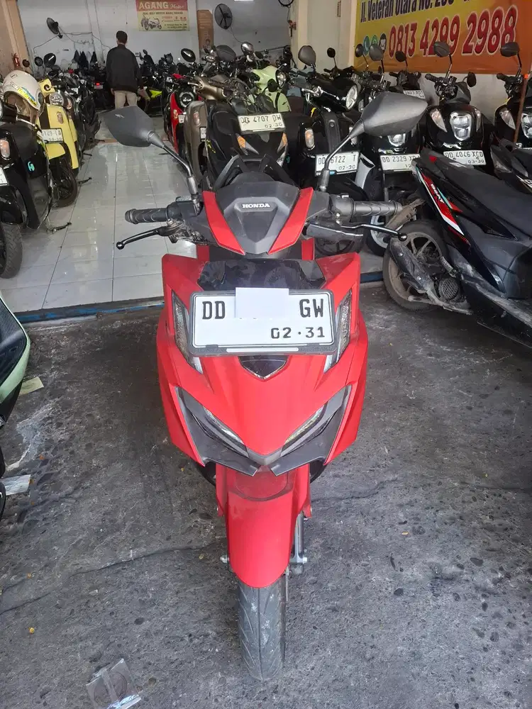 Honda Vario cbs 160cc 2026 merah