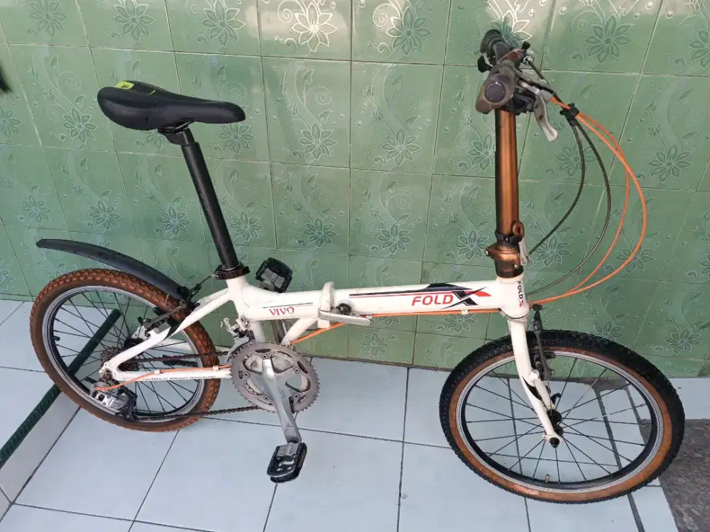 Sepeda Lipat. Uk roda 20