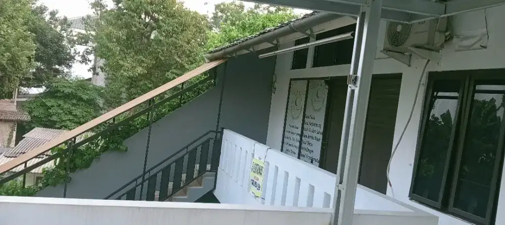 Kontrakan 3 petak di lantai 2