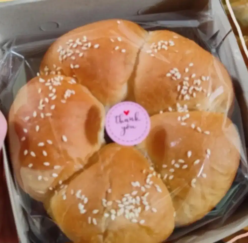 Roti atau kue hajatan atau acara apapun