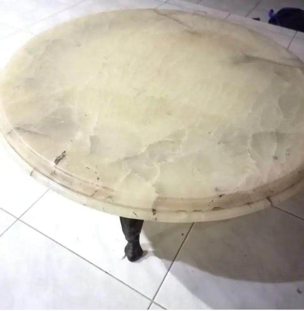 Meja marmer kuat kaki besi awet puluhan tahun