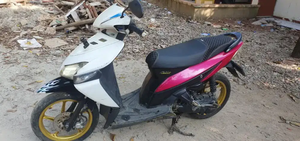 Dijual motor vario 2010.