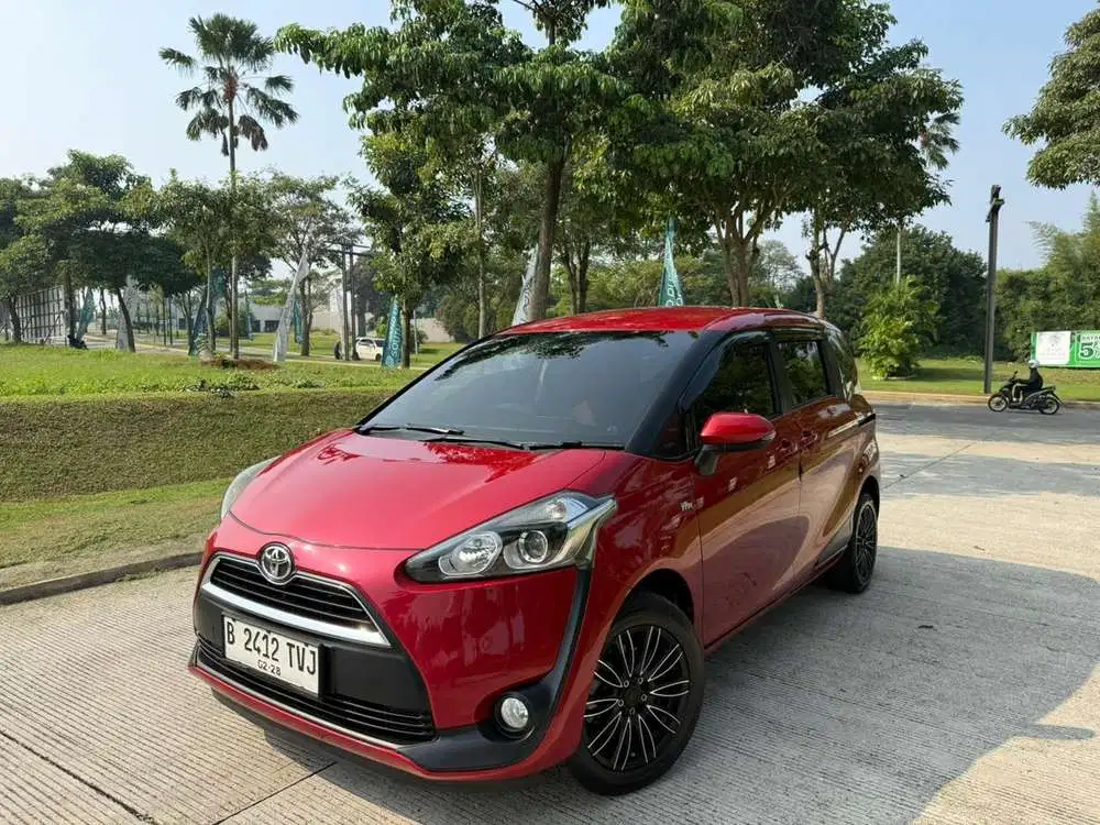 Toyota Sienta V MT 2017 Bensin