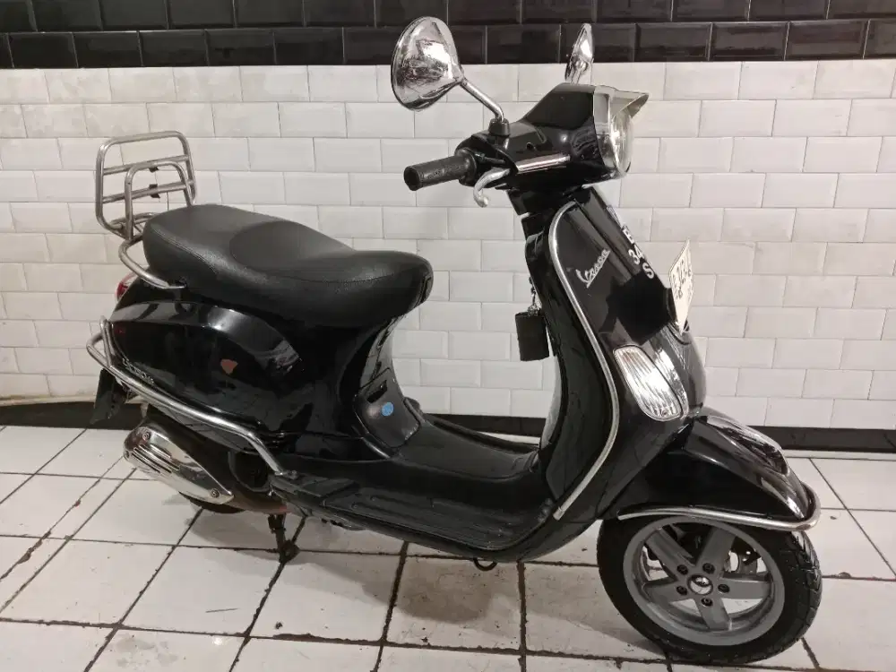Piaggio Vespa lx150 2011 surat lengkap