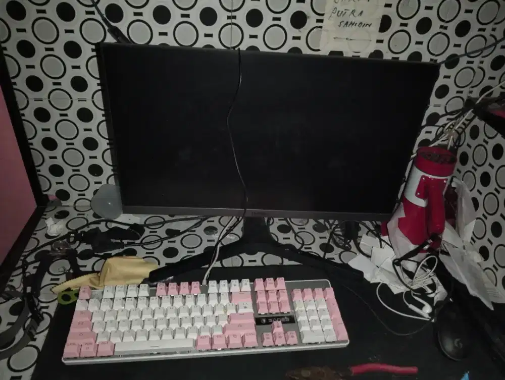 Di jual satu paket PC monitor keyboard mouse