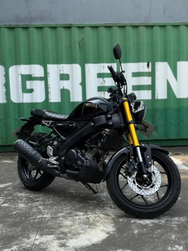 XSR 2024 LOW KM