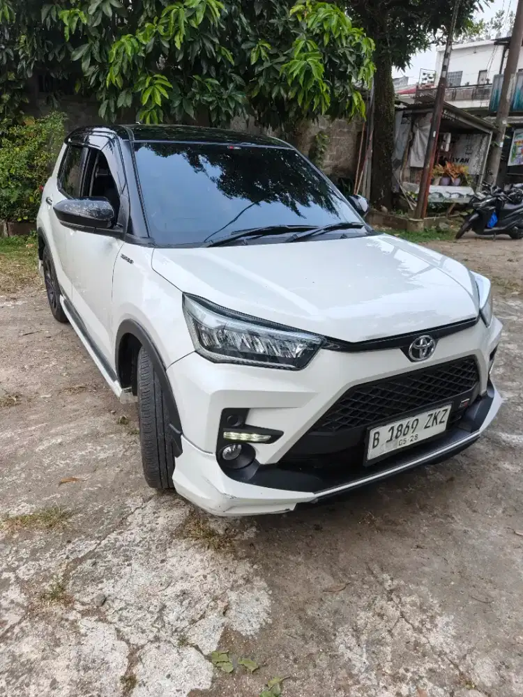 Toyota Raize 2023 Bensin 1.0 GR Sport Two Tone