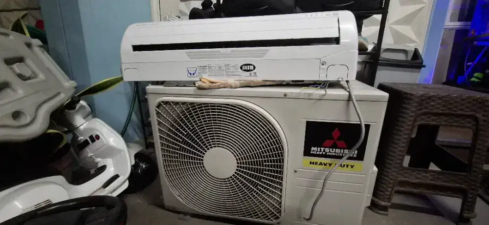 AC Mitsubisbi Heavy Duty 1 PK Pemakaian 2 Tahun