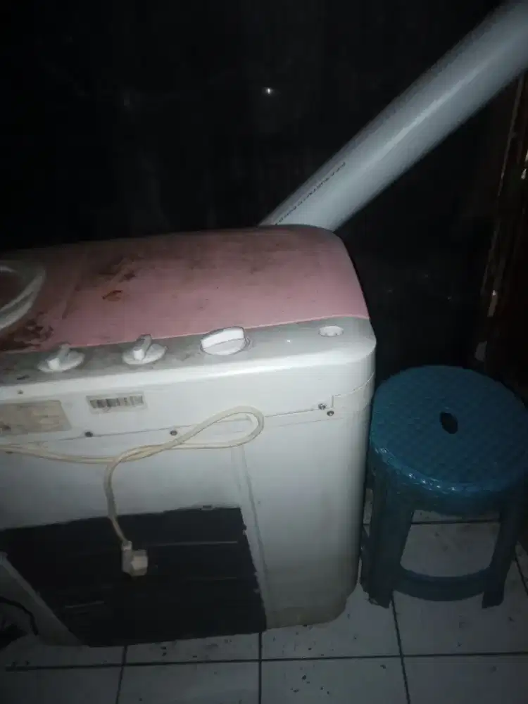 Menjual mesin cuci bekas