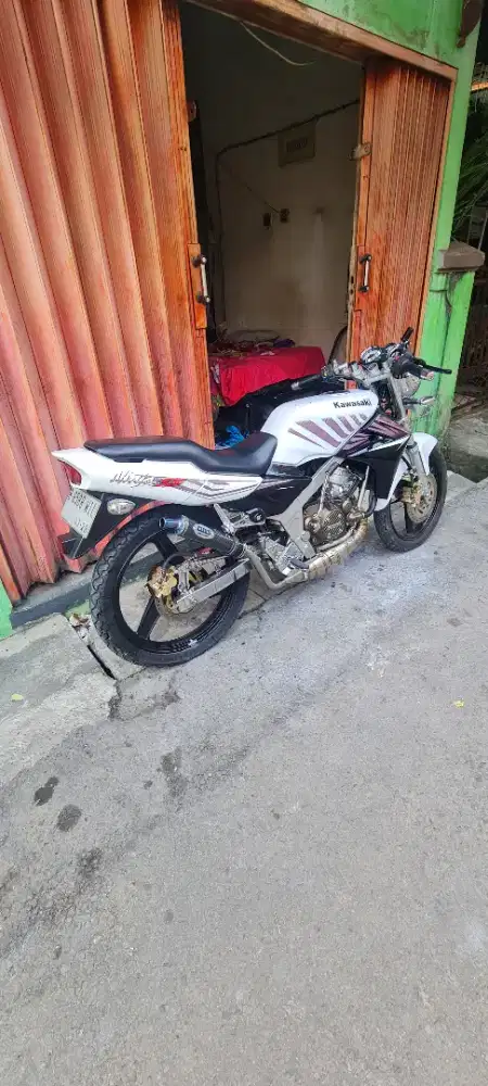 Dijual motor ninja R 2013