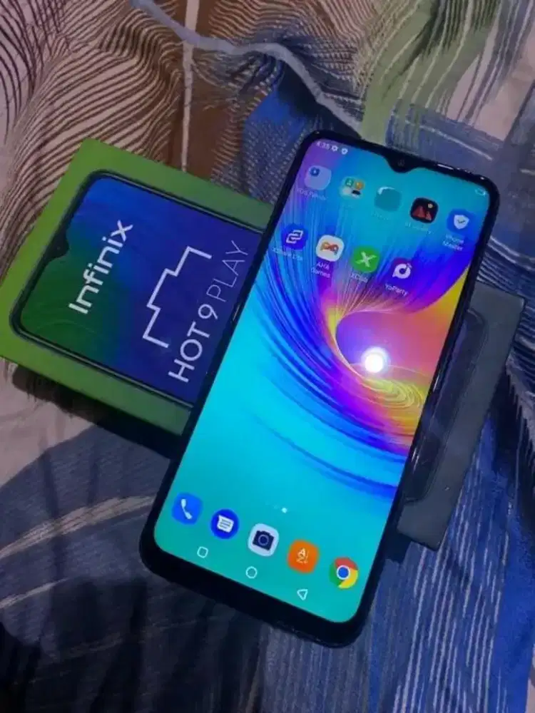 Infinix Hot 9 Play 3/64GB Hp dan Dus