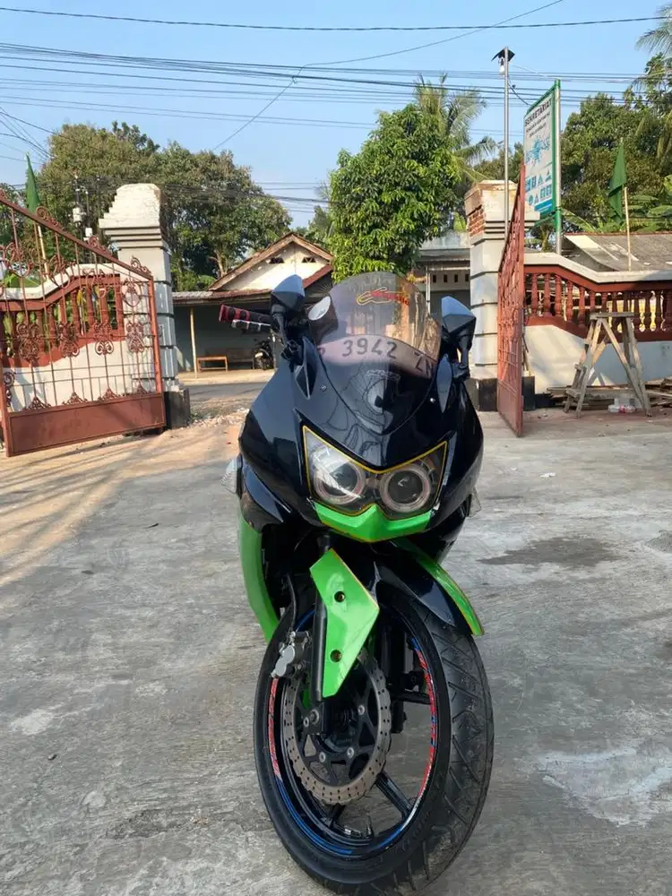Kawasaki Ninja 250r karbu 2011