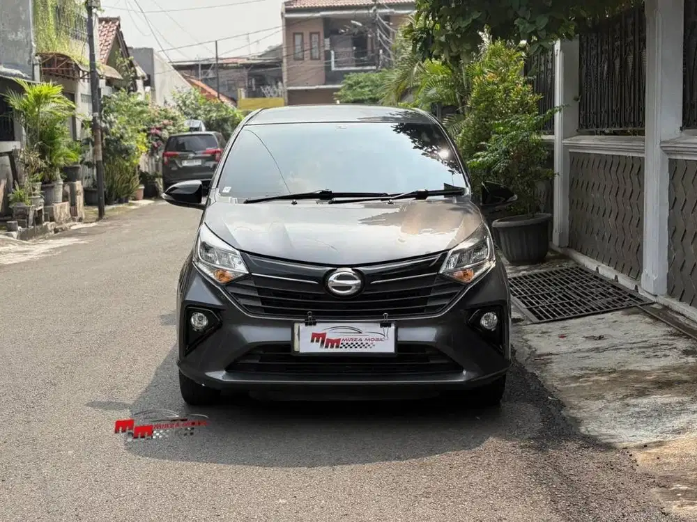 Dp 4 Juta Daihatsu New Sigra R 1.2 AT 2023 Abu-Abu