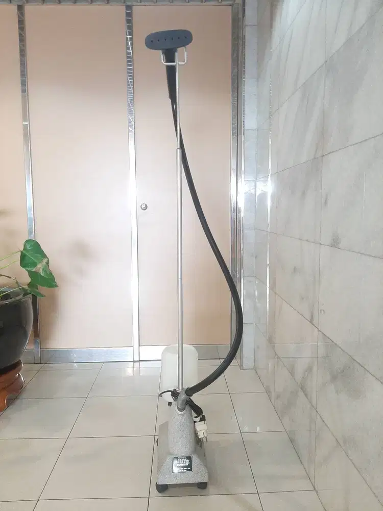 Setrika Uap Steamer Jiffy