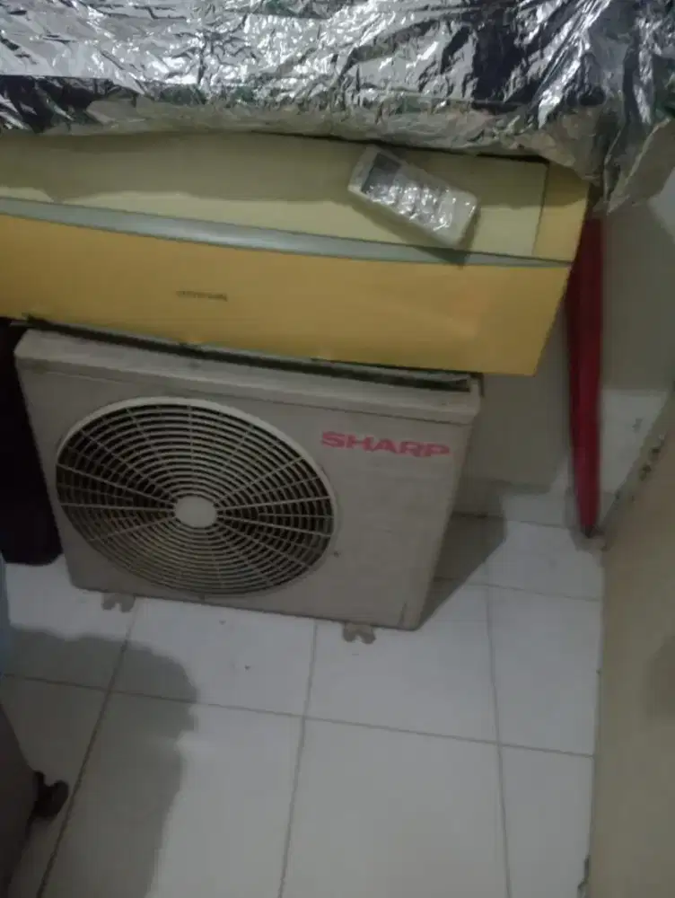 Ac  Merk Sharp 1/2  PK 
Ac Hidup 
Minus kurang dingin