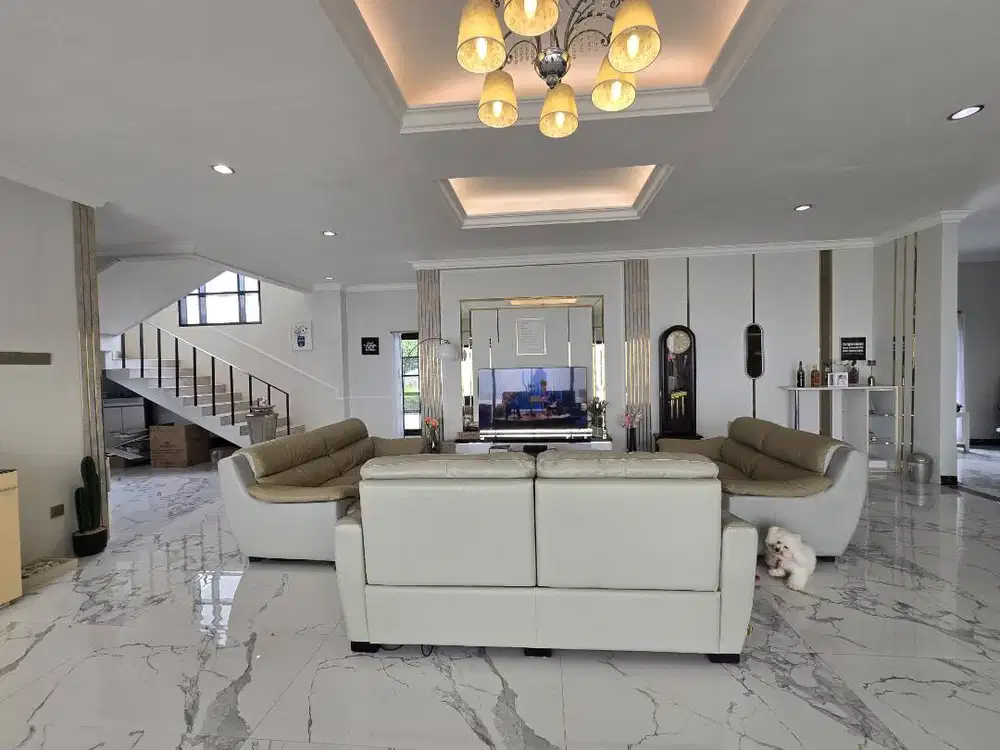 Dijual Rumah Modern American Style Gegerkalong Bandung