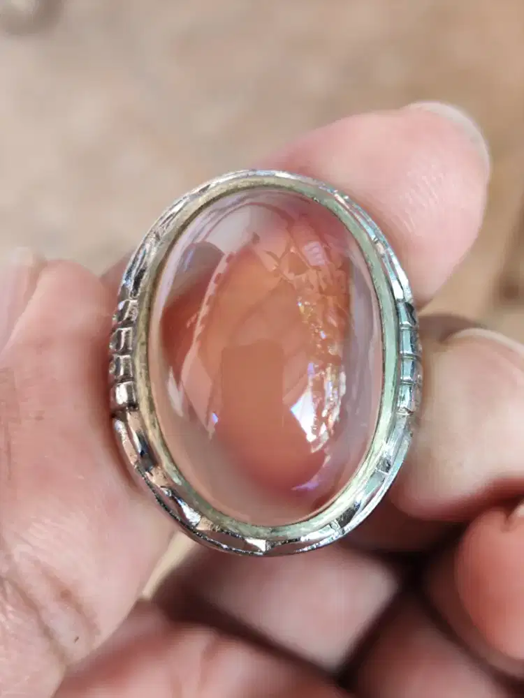 Cincin Yakud Merah