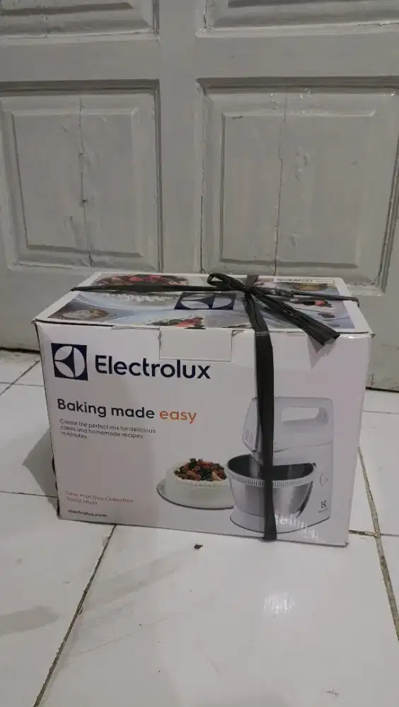 Electrolux Standing Mixer EHSM3417