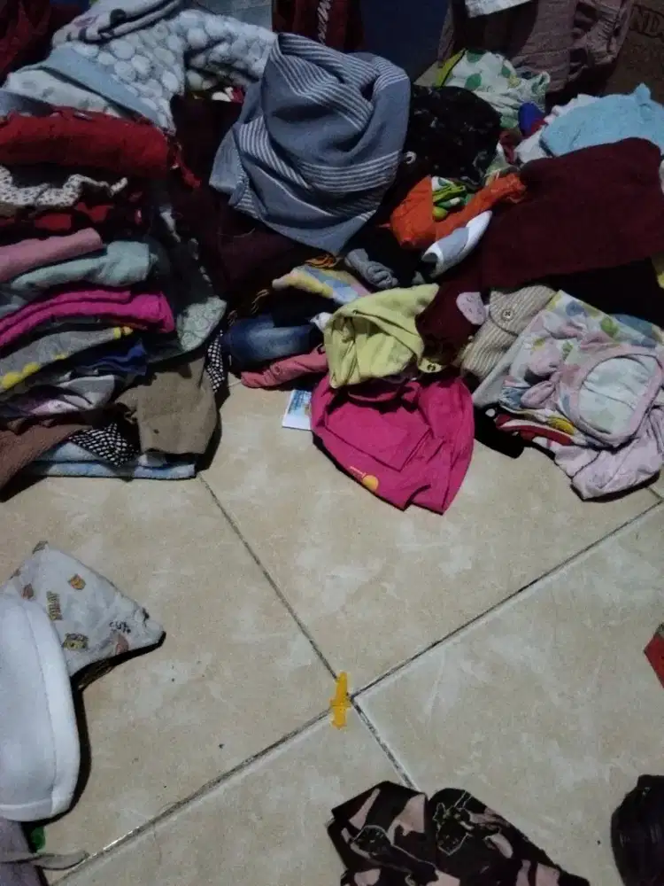 Jual baju bekas