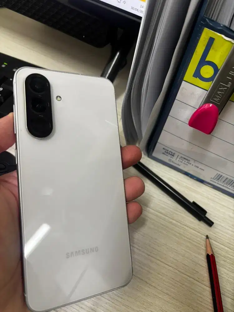 Samsung Galaxy A56 5G 8/256GB Fullset Mulus Like