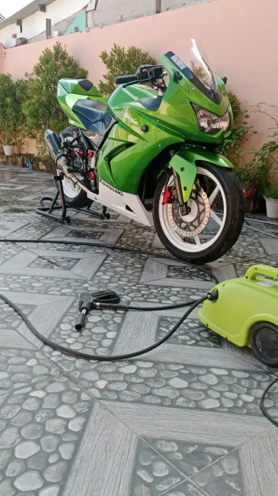 kawasaki ninja 250 cc karbu baru repain