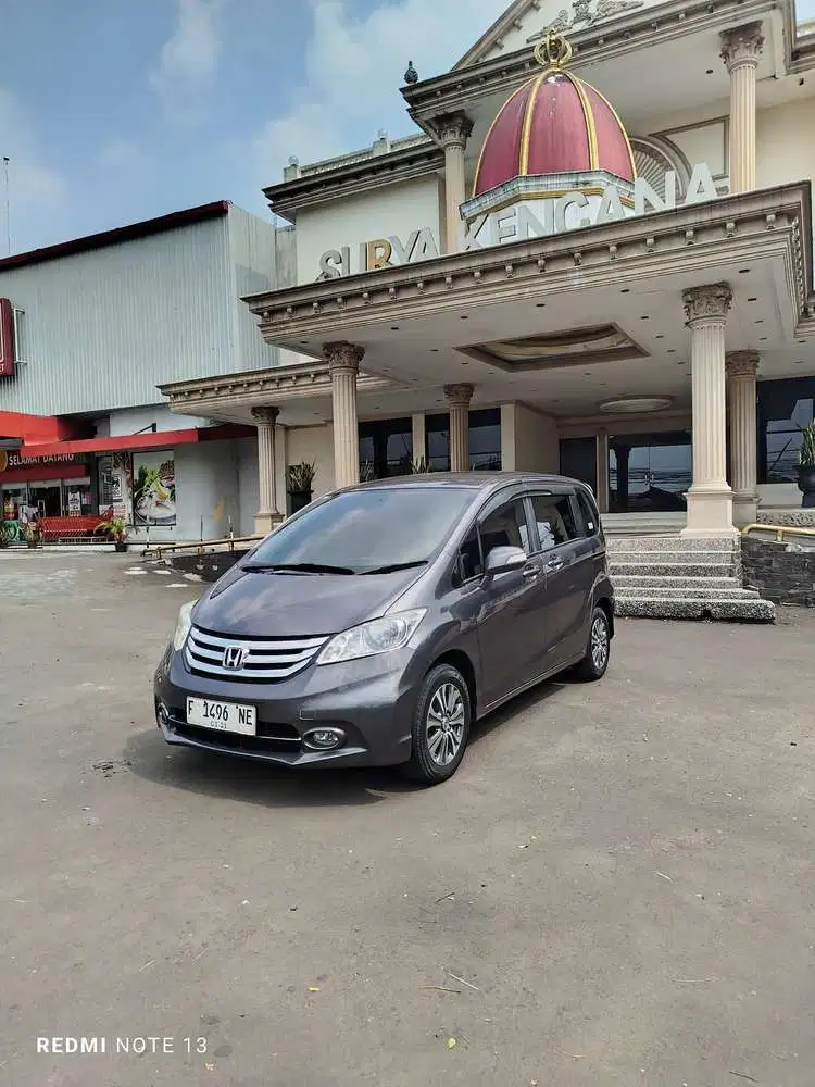 Honda Freed 2015 Bensin