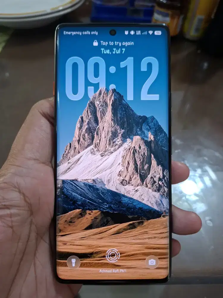 TECNO CAMON 40 PRO 5G GARANSI RESMI AGUSTUS 2026